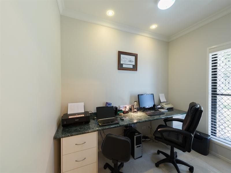 14 McLachlan Drive, Highfields QLD 4352