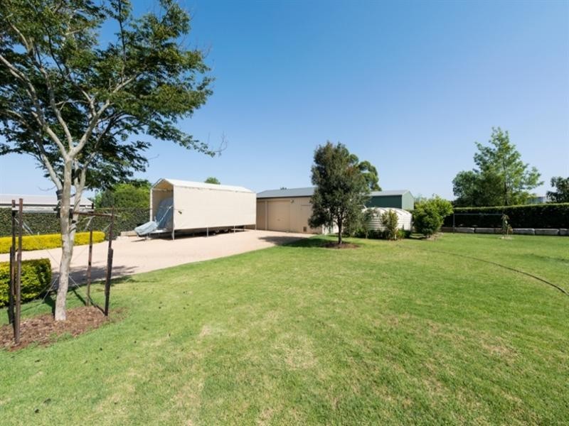 14 McLachlan Drive, Highfields QLD 4352