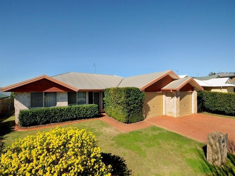 14 Scullin Street, Middle Ridge QLD 4350