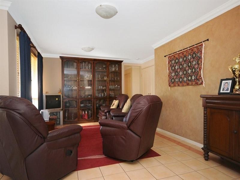 14 Scullin Street, Middle Ridge QLD 4350