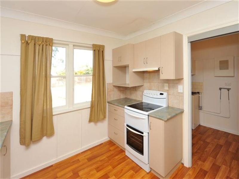 20 Tomkinson Street, Wilsonton QLD 4350