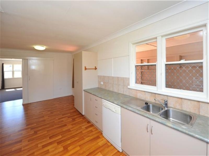 20 Tomkinson Street, Wilsonton QLD 4350