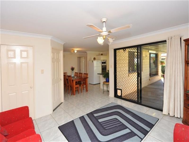 19 Biscay Crescent, Glenvale QLD 4350