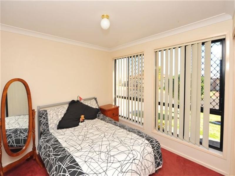 19 Biscay Crescent, Glenvale QLD 4350