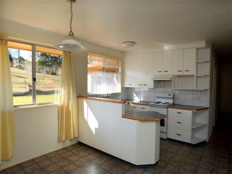 5 Athol Street, Harlaxton QLD 4350