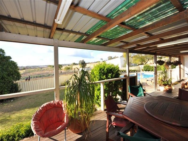 35 Euston Road, Glenvale QLD 4350