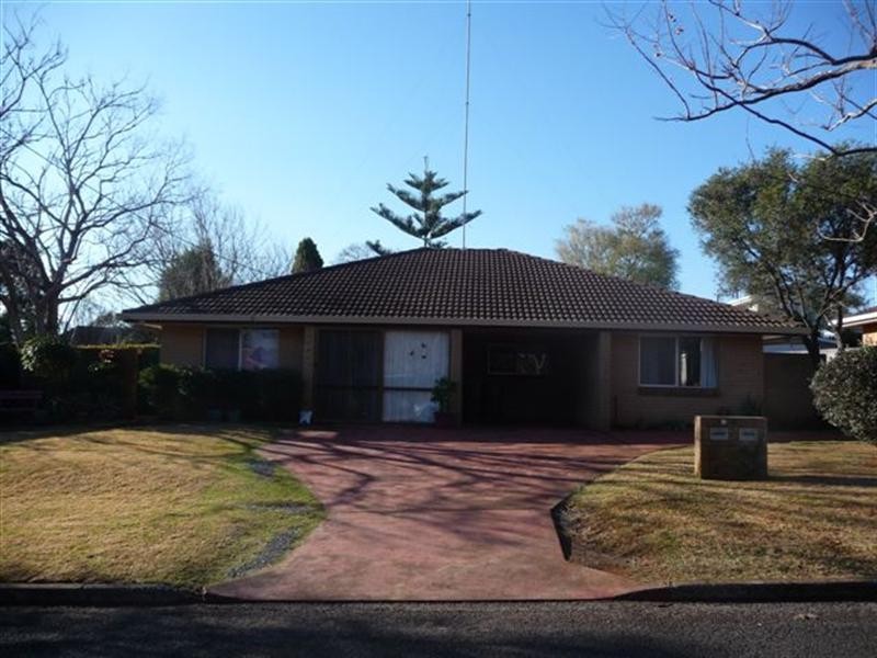 13 Clewley Crescent, Rangeville QLD 4350