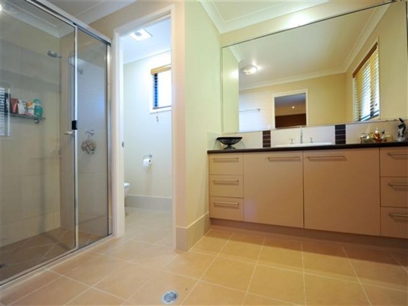 142 Main Street, Westbrook QLD 4350