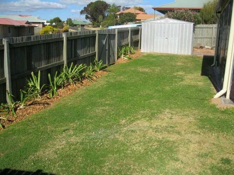 54 Bouganvillea Drive, Middle Ridge QLD 4350