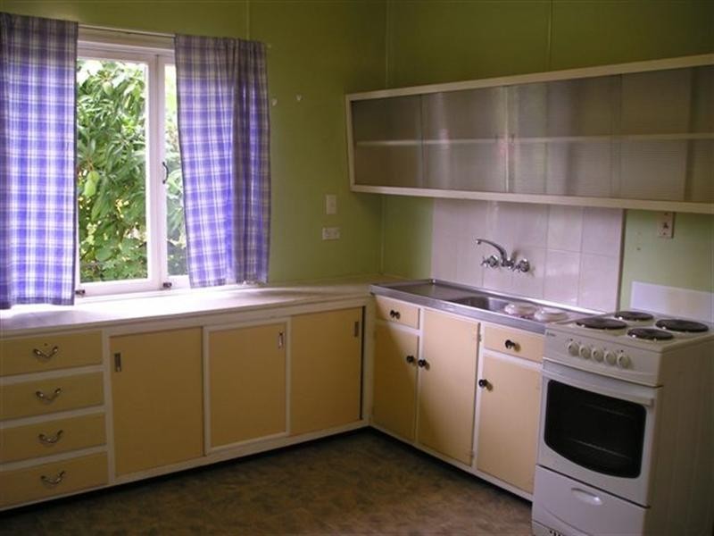 149a North Street, Rockville QLD 4350