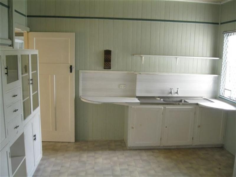 341 West Street, Harristown QLD 4350