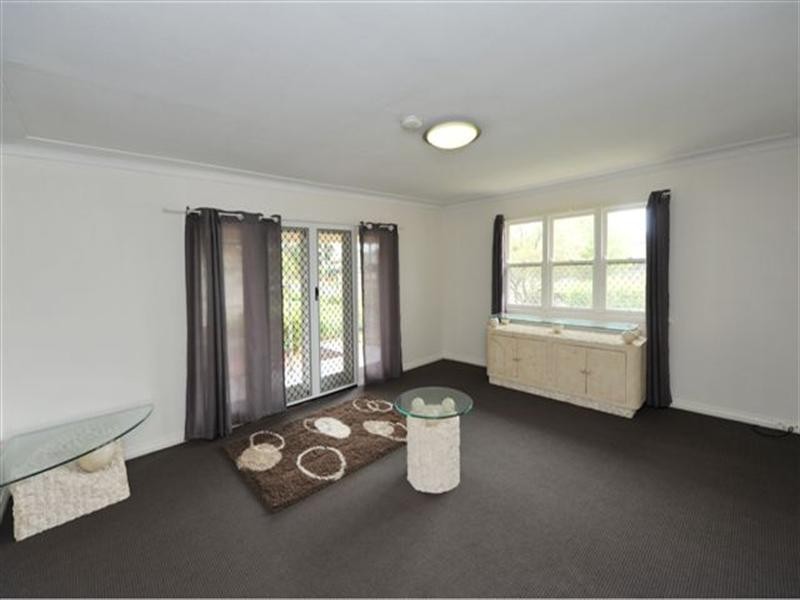 20 Tomkinson Street, Wilsonton QLD 4350