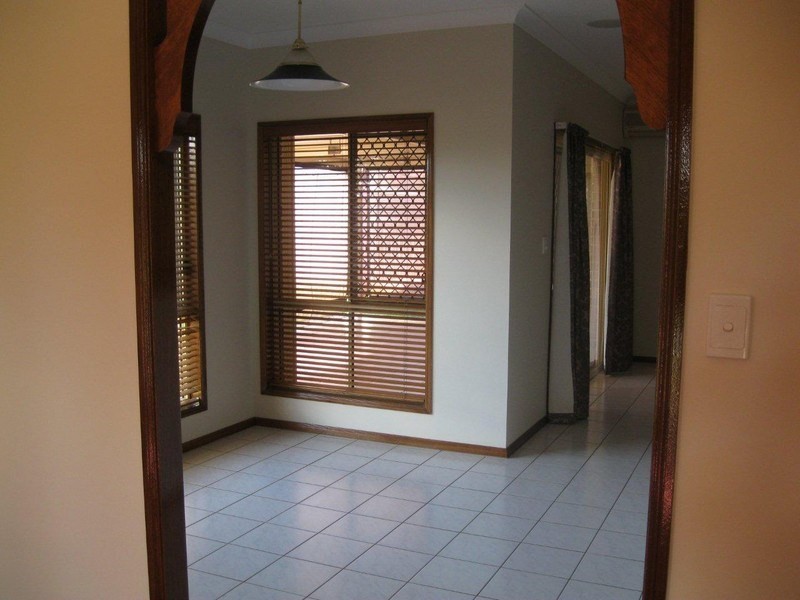 54 Bouganvillea Drive, Middle Ridge QLD 4350