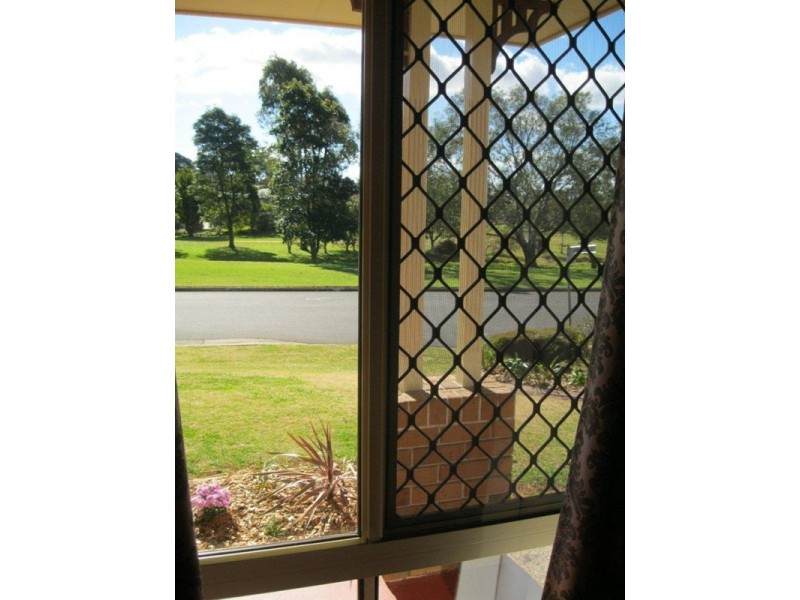 54 Bouganvillea Drive, Middle Ridge QLD 4350