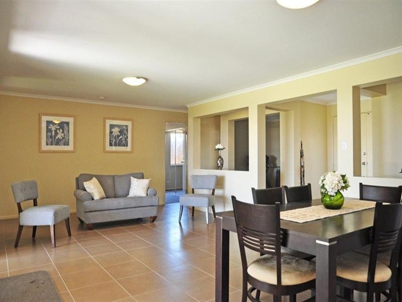 7 Sunset Drive, Glenvale QLD 4350