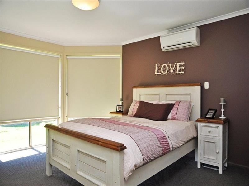 7 Sunset Drive, Glenvale QLD 4350