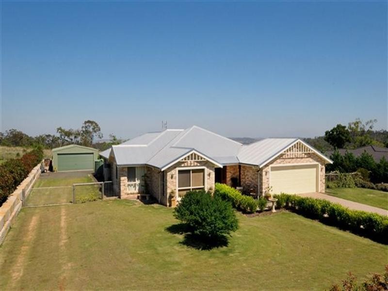 5 Lewis Drive, Meringandan West QLD 4352