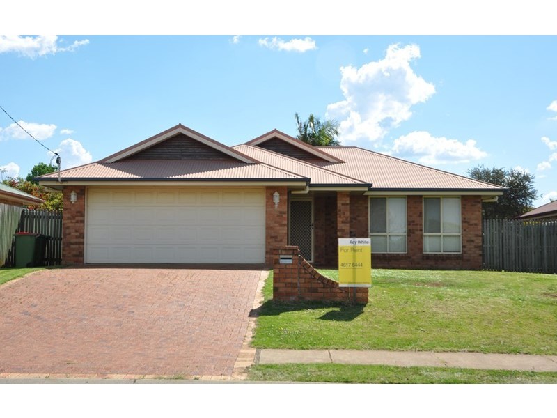 421 West Street, Darling Heights QLD 4350