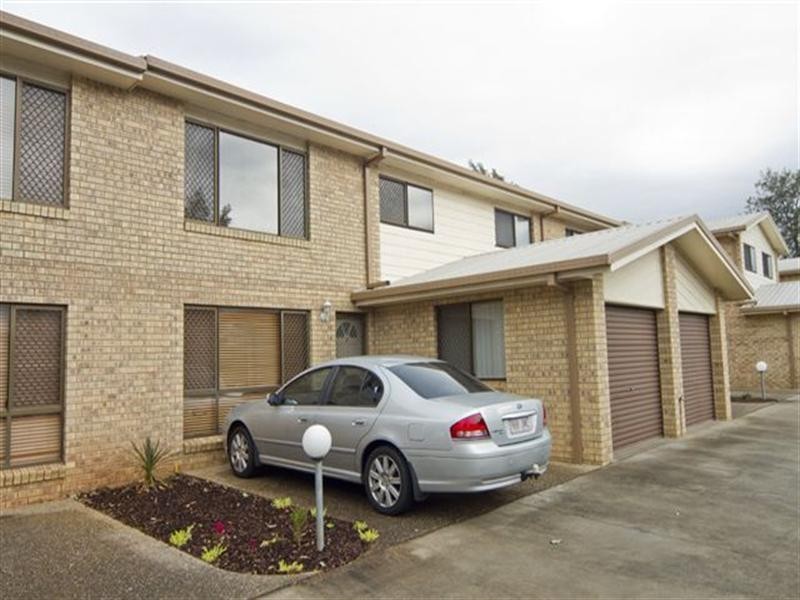 Unit 3/251 Herries Street, Newtown QLD 4350