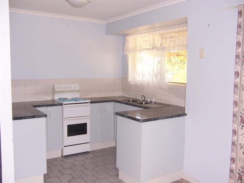 6 Lawmere Court, Kingsthorpe QLD 4400