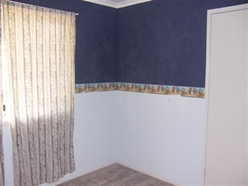 6 Lawmere Court, Kingsthorpe QLD 4400