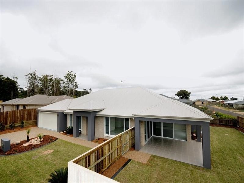 36 Nursery Drive, Middle Ridge QLD 4350