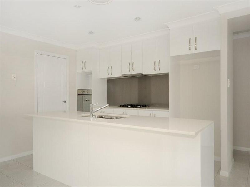 36 Nursery Drive, Middle Ridge QLD 4350