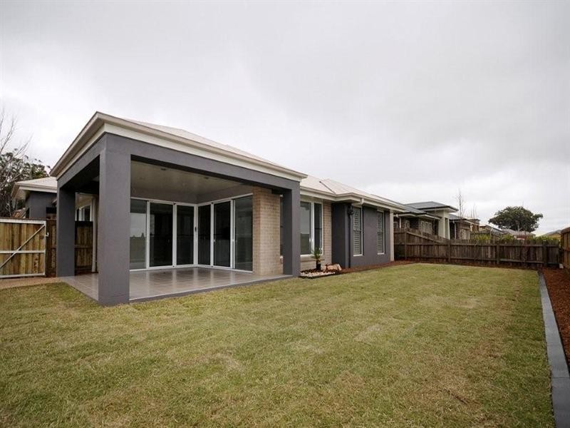 36 Nursery Drive, Middle Ridge QLD 4350