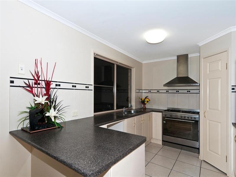 20 Flagstone Creek Road, Middle Ridge QLD 4350