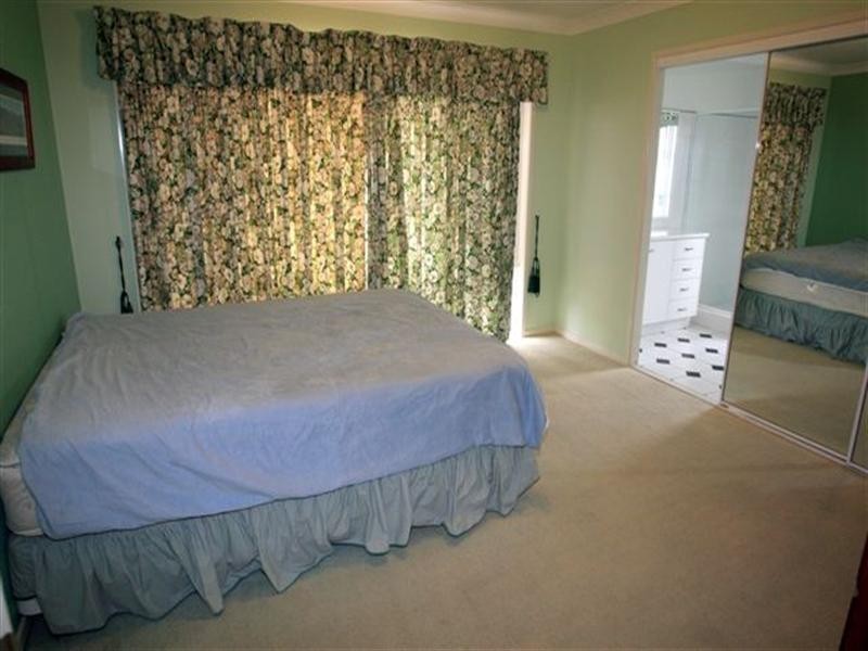 6 Hoad Court, Rangeville QLD 4350