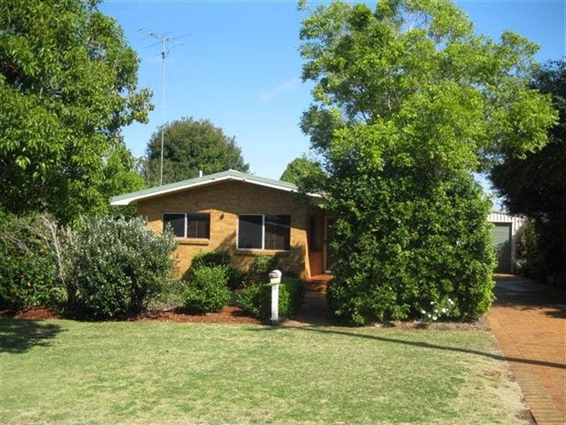 25 Loveday Street, Rangeville QLD 4350