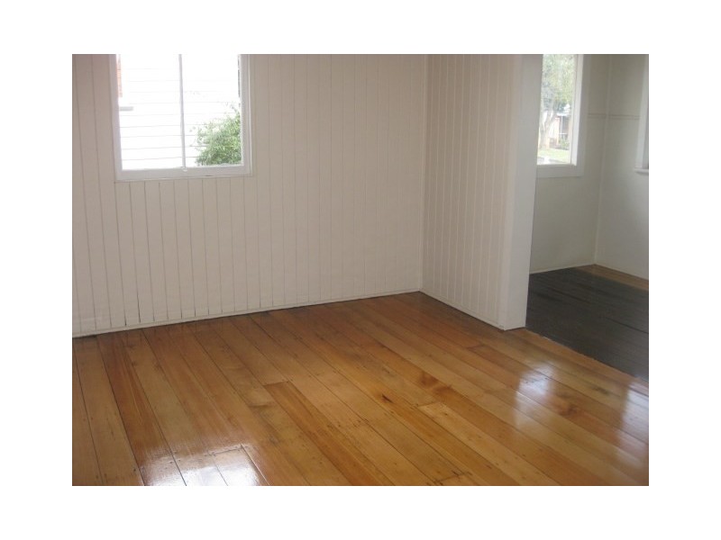 71 Alford Street, Mount Lofty QLD 4350