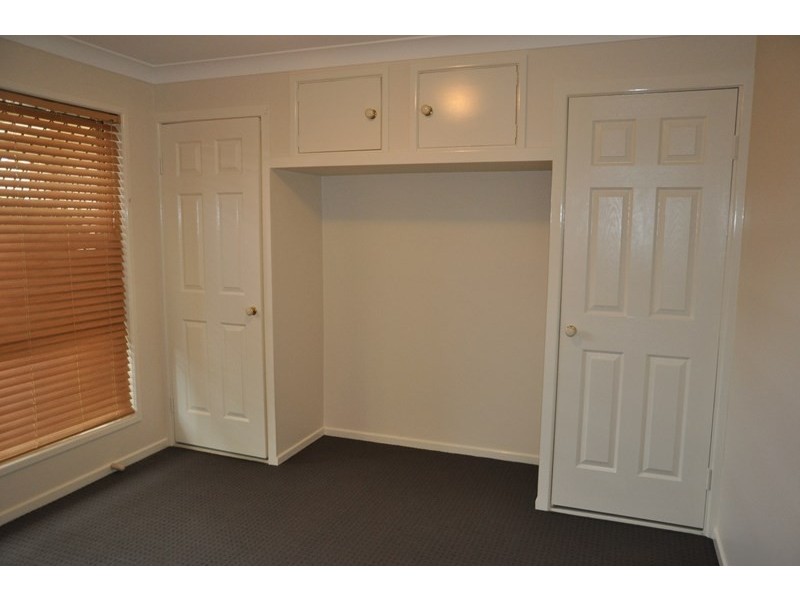 19 Chelwyn Street, Middle Ridge QLD 4350