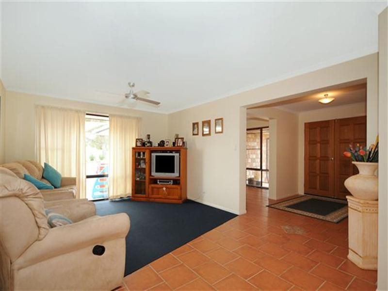 5 Clifford Street, Meringandan West QLD 4352