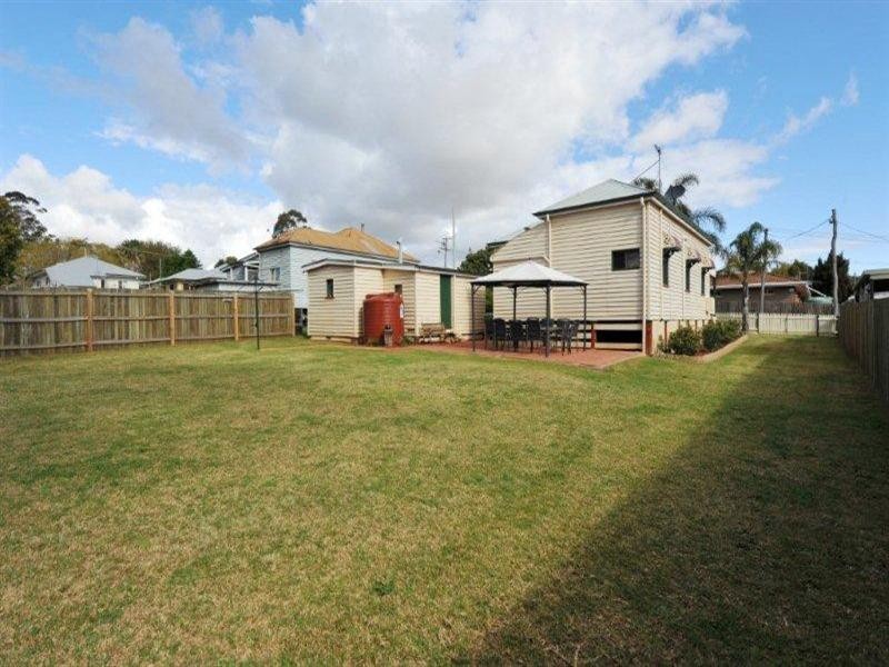 3 McCook Street, South Toowoomba QLD 4350