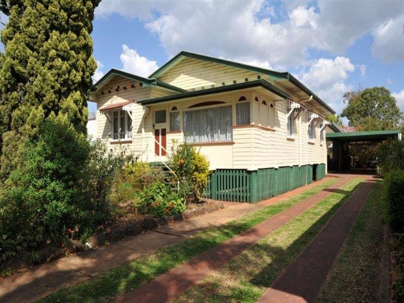 2 Gore Street, Toowoomba City QLD 4350