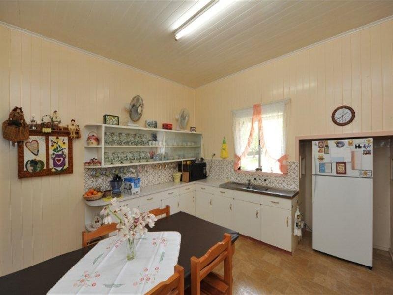 2 Gore Street, Toowoomba City QLD 4350