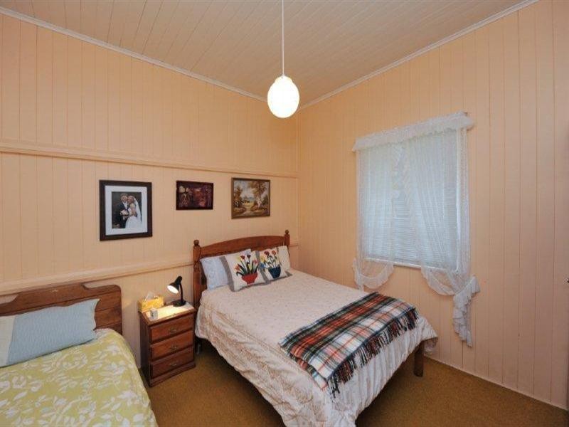 2 Gore Street, Toowoomba City QLD 4350