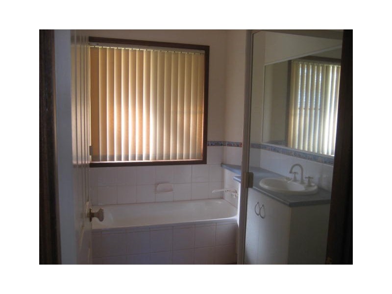23 Mengel Court, Middle Ridge QLD 4350