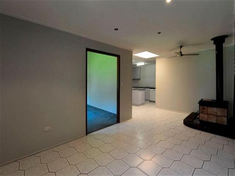 2 Sunray Drive, Highfields QLD 4352