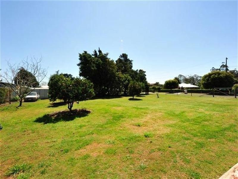 2 Sunray Drive, Highfields QLD 4352