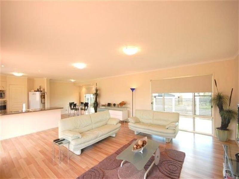 2 Schaefer Court, Westbrook QLD 4350