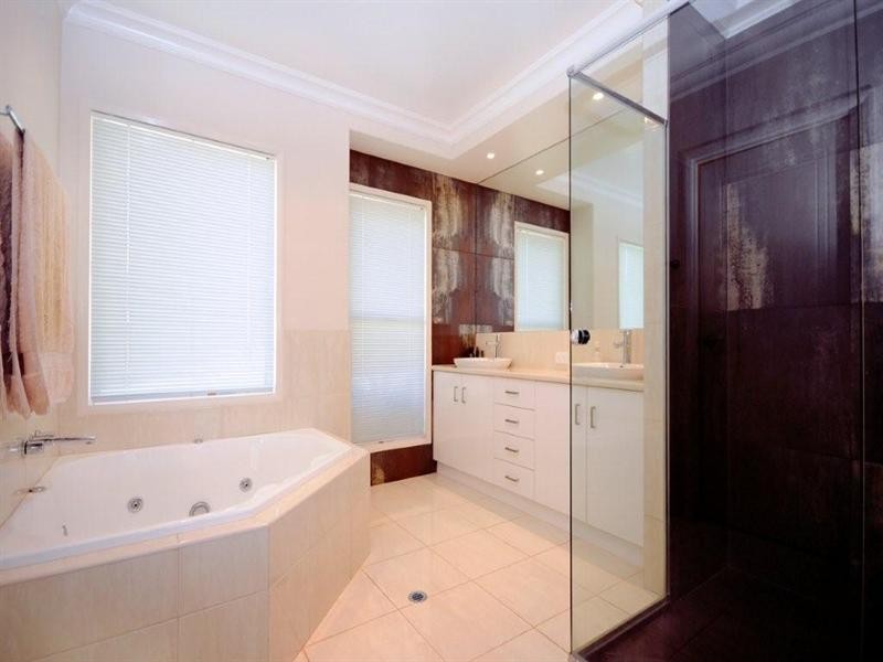 7 Rosella Street, Rangeville QLD 4350