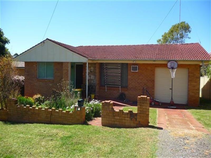 40 Skehan Street, Centenary Heights QLD 4350