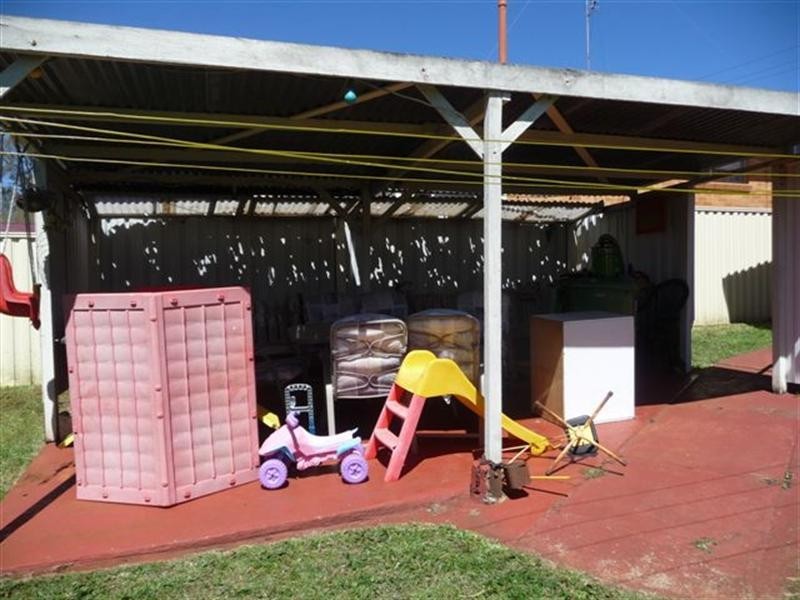 40 Skehan Street, Centenary Heights QLD 4350