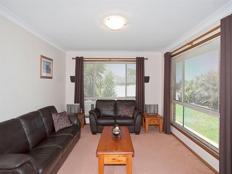 34 Nash Drive, Glenvale QLD 4350