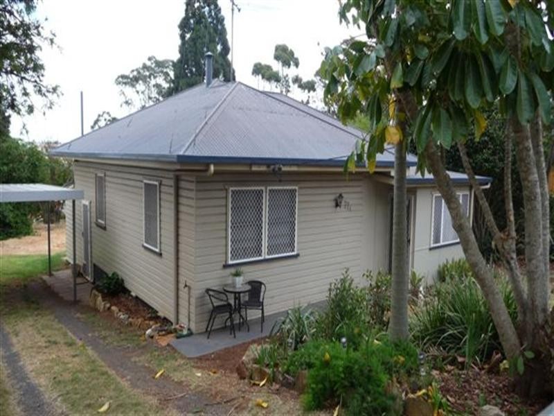 77a Ruthven Street, Harlaxton QLD 4350