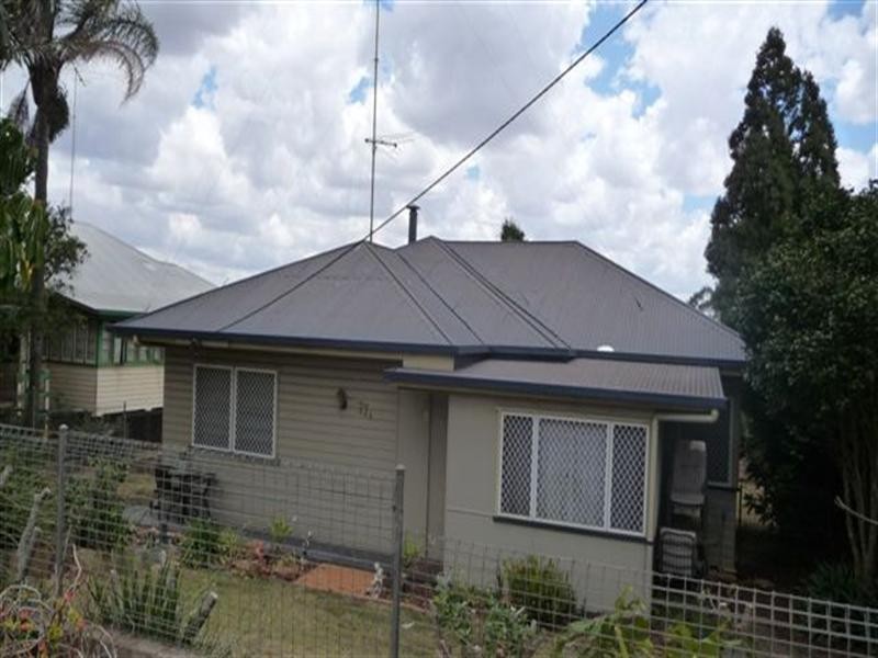 77a Ruthven Street, Harlaxton QLD 4350