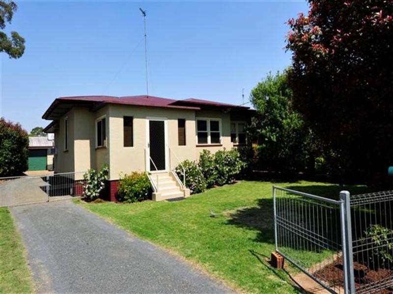 46 Wallace Street, Newtown QLD 4350