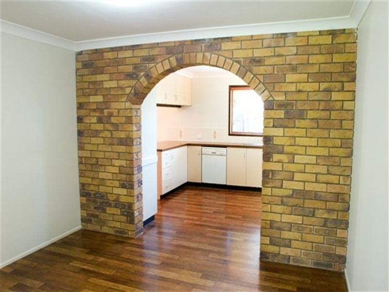 1 Jasmine Court, Centenary Heights QLD 4350